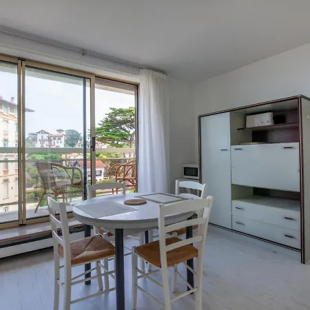 Apartment Saint-Jean-De-Luz, Studio Flat, 2 Persons - Fr-1-4-431 Saint-Jean-de-Luz